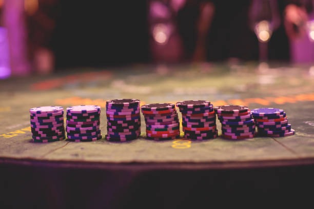 Mahjong Ways cascading reel feature with multiplier display